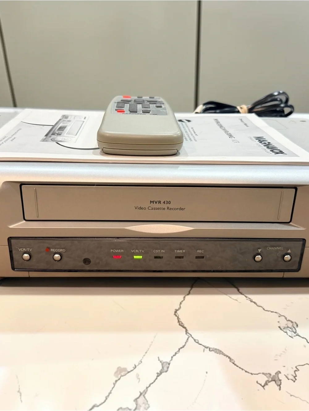 Magnavox MVR430 4-Head VHS VCR Video Cassette Recorder w/ Remote/Manual Tested